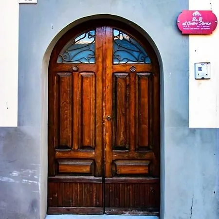 Al Centro Storico לינה וארוחת בוקר