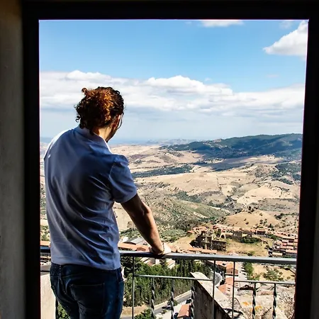 Al Centro Storico 4* Troina